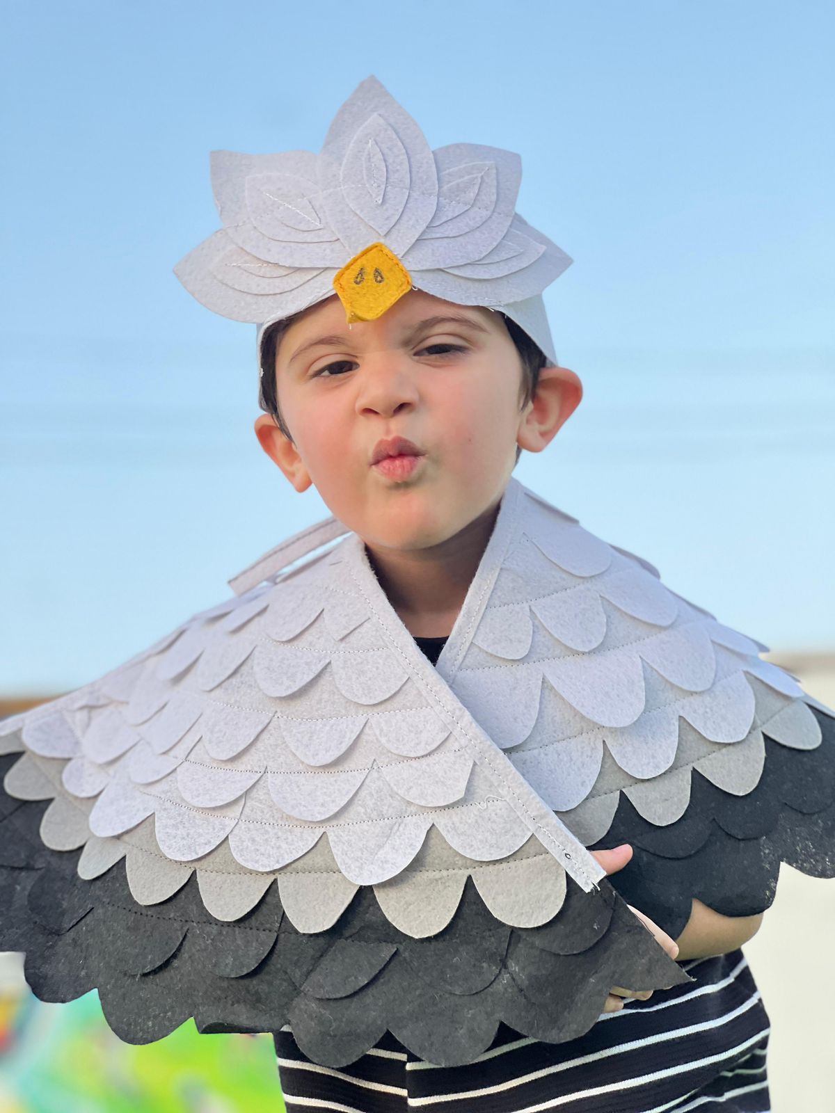 Seagull Costume // Wings and Mask // Handmade Costume // Kids bird costume / Adult bird costume - hunnybunny&co.