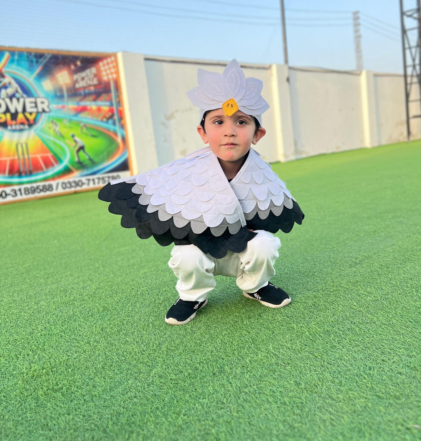 Seagull Costume // Wings and Mask // Handmade Costume // Kids bird costume / Adult bird costume - hunnybunny&co.